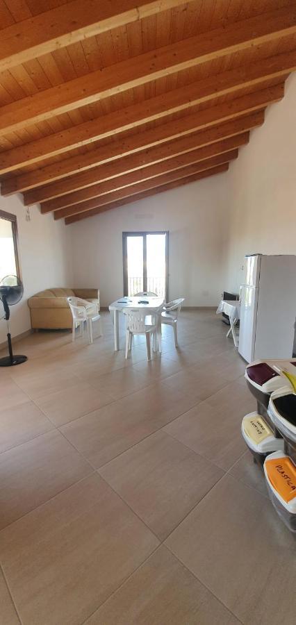 Villa Piscinas Eksteriør billede